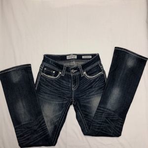 Daytrip Virgo bootcut women's 25R denim blue jeans Buckle whiskered 5 pocket